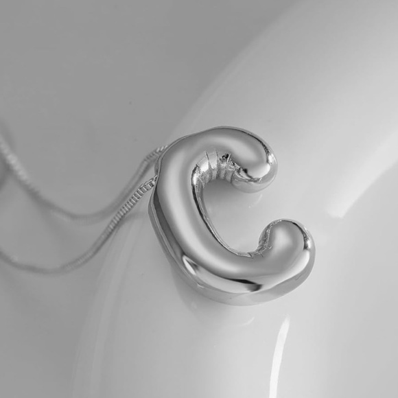 BRAND NEW, STILL IN THE PACKAGE Trendy Bubble Initial Charm and Necklace - Picture 2 of 2